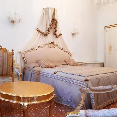 Romantica Suite Veneziana Veneza Exterior foto