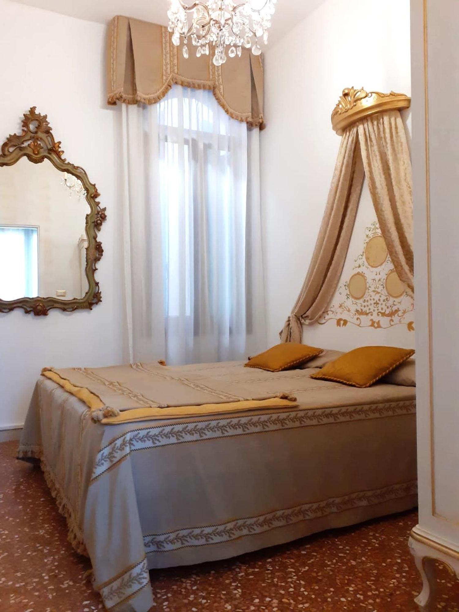 Romantica Suite Veneziana Veneza Exterior foto